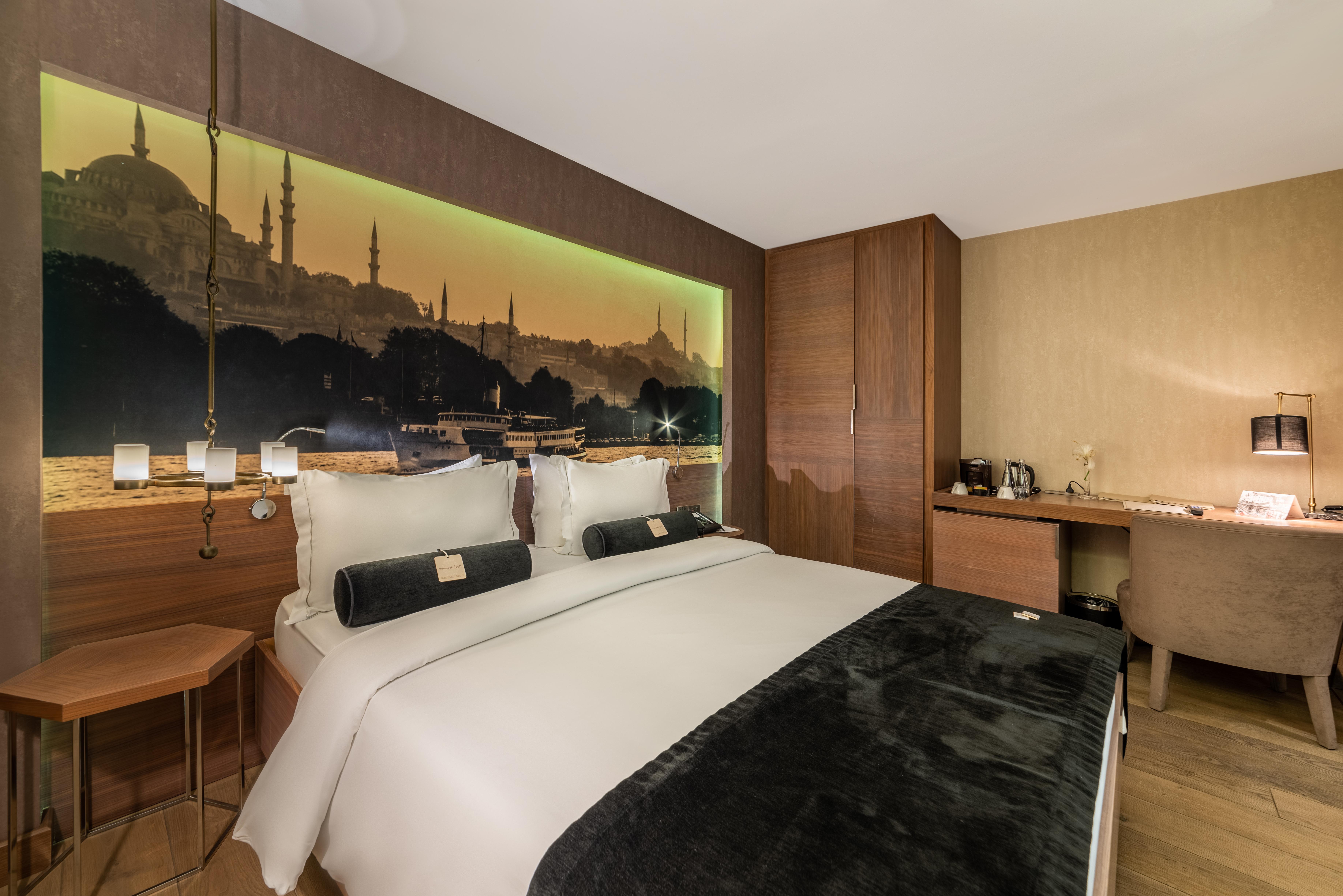 Отель Saint Sophia 4*